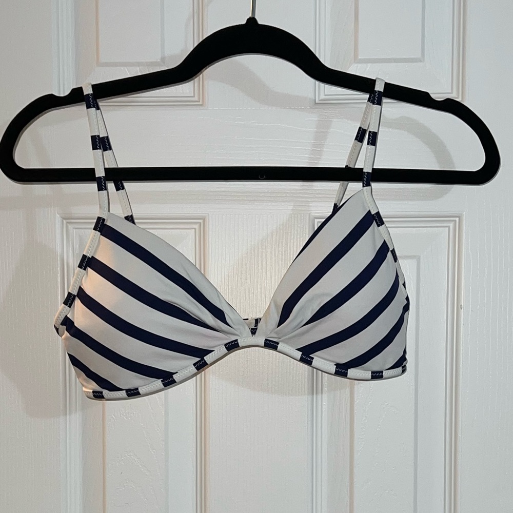 American Eagle 34B Striped Bikini Top